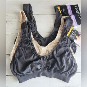 3 PC Womens Bali Comfort Revolution Seamless Crop Top Size Small BNWT